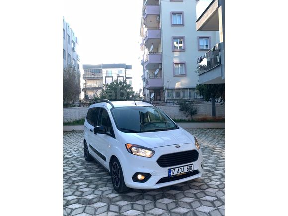 Sahibinden Ford Tourneo Courier 1.5 TDCi Titanium Plus 2022 Model