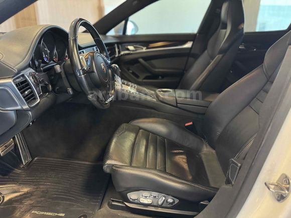 Galeriden Porsche Panamera Diesel 2012 Model Manisa