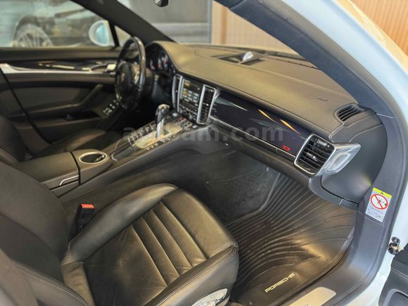 Galeriden Porsche Panamera Diesel 2012 Model Manisa