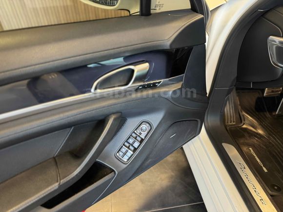 Galeriden Porsche Panamera Diesel 2012 Model Manisa