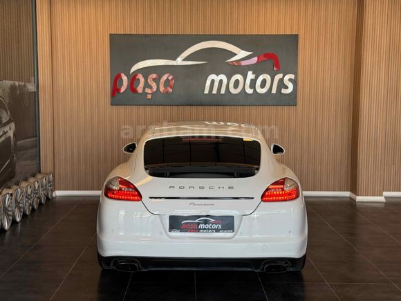 Galeriden Porsche Panamera Diesel 2012 Model Manisa