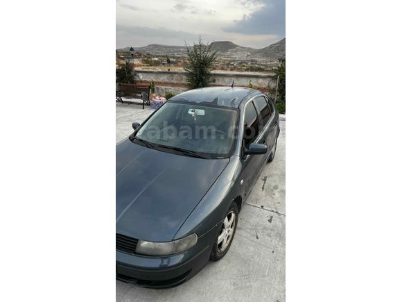 Sahibinden Seat Leon 1.6 Signo 2001 Model 