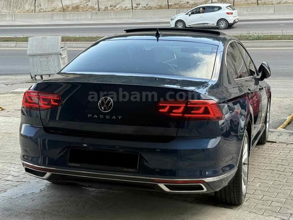 Volkswagen Passat 2.0 TDi 108 binde hatasız boyasız tramersiz  cam tavan 