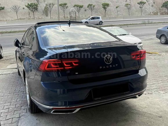 Volkswagen Passat 2.0 TDi 108 binde hatasız boyasız tramersiz  cam tavan 