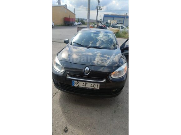 Sahibinden Renault Fluence 1.6 Expression 2010 Model  200.000 km Siyah