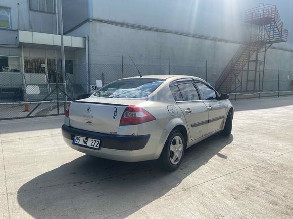 Sahibinden Renault Megane 1.6 Authentique 2005 Model 
