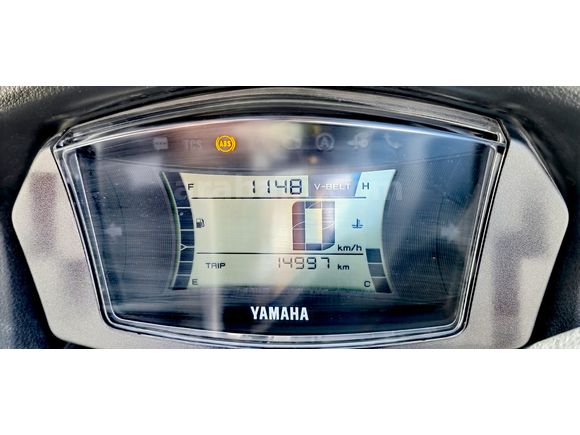 Sahibinden Yamaha N-Max 125 beyaz, mükemmel durumda.