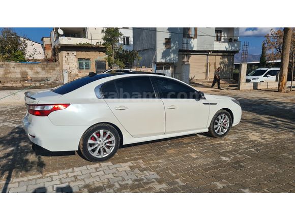 Sahibinden Renault Latitude 1.5 dCi Executive 2012 Model   Beyaz