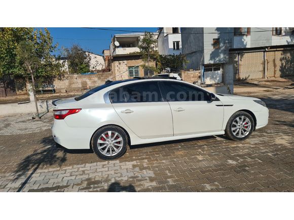 Sahibinden Renault Latitude 1.5 dCi Executive 2012 Model   Beyaz