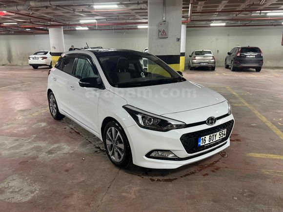 Sahibinden Hyundai i20 1.4 CRDi Style 2017 Model 
