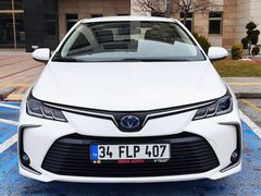 HATASIZ BOYASIZ  Corolla 1.8 Hybrid Dream 2022 Model  107.000 km GARANTİLİ