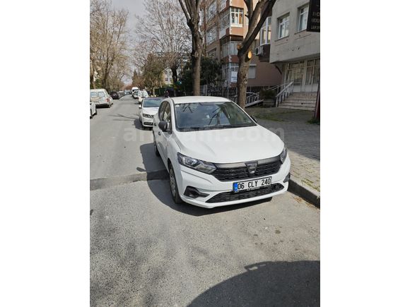 Sahibinden Dacia Sandero 1.0 T Comfort 2021 Model  73.600 km Beyaz