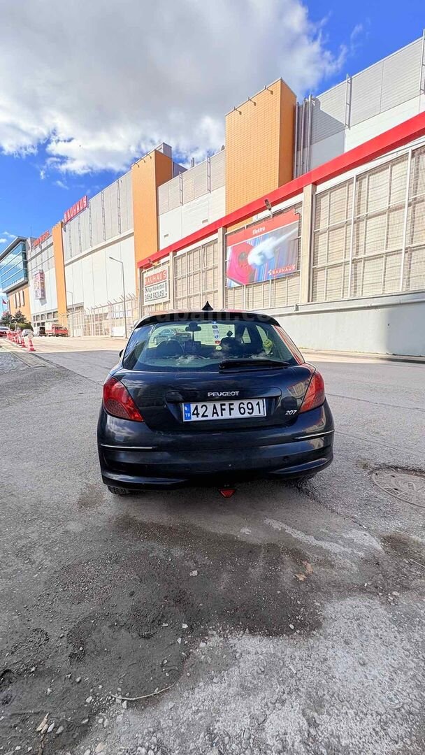 Sahibinden Peugeot 207 1.4 HDi Trendy 2007 Model Ankara 373.000 km Siyah 7