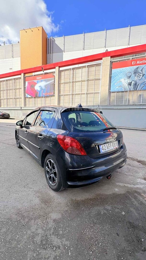 Sahibinden Peugeot 207 1.4 HDi Trendy 2007 Model Ankara 373.000 km Siyah 3