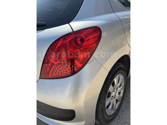SIFIR AYARINDA TERTEMİZ 100 BİN KİLOMETREDE 90 BEYGİR 2010 Model 