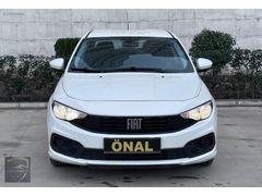 ÖNAL'DAN 2022 FİAT EGEA 1.6 MULTİJET EASY DİZEL OTOMATİK BEYAZ