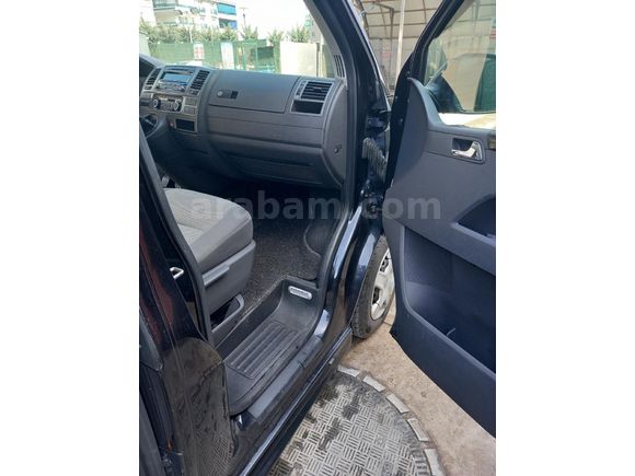 Sahibinden Volkswagen Caravelle 2.0 TDI Trendline 2014 Model  341.000 km Siyah