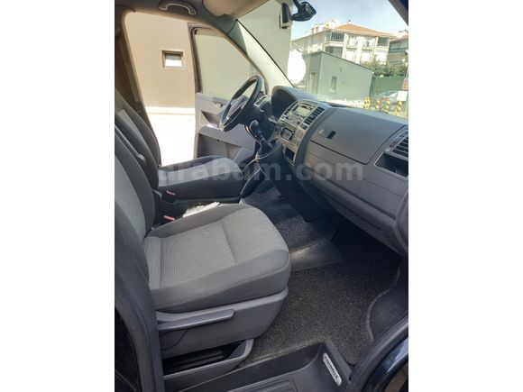 Sahibinden Volkswagen Caravelle 2.0 TDI Trendline 2014 Model  341.000 km Siyah