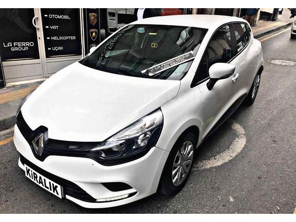 LA FERRO CAR RENTAL'DEN RENAULT CLİO 2000TL