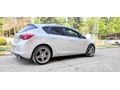 Bakımlı Opel Astra j kasa Tesla ekran