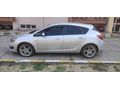 Bakımlı Opel Astra j kasa Tesla ekran