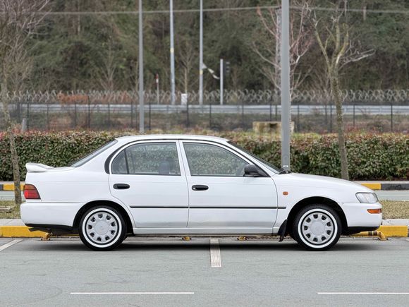 İlk sahibinden alınma  Toyota Corolla 1.3 XE 1998  