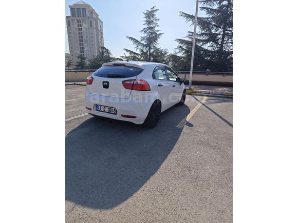 Sahibinden Kia Rio 1.4 CRDi Sporty 2012 Model