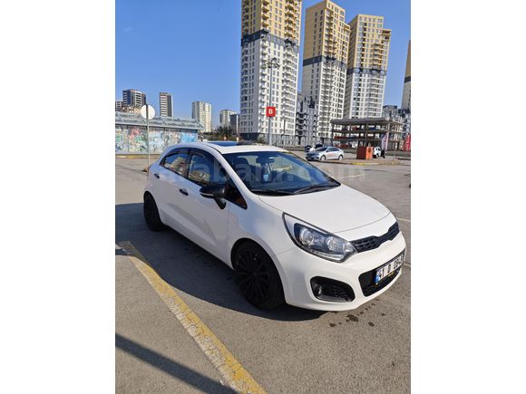 Sahibinden Kia Rio 1.4 CRDi Sporty 2012 Model