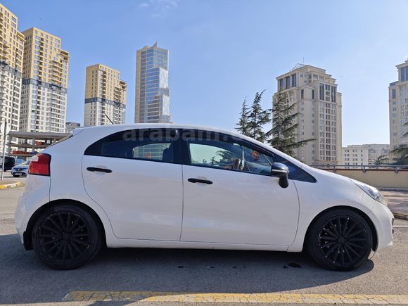 Sahibinden Kia Rio 1.4 CRDi Sporty 2012 Model