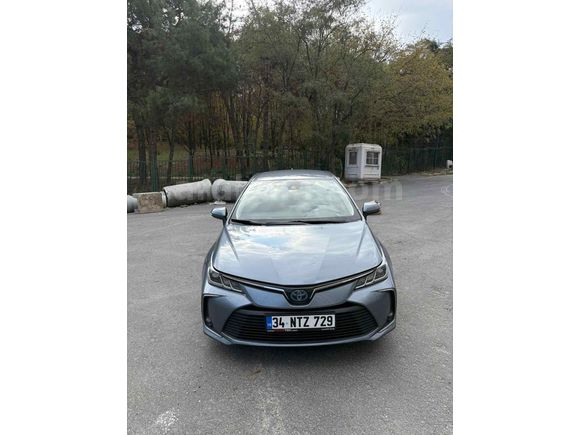 Sahibinden Toyota Corolla 1.8 Hybrid Dream 2021 Model 