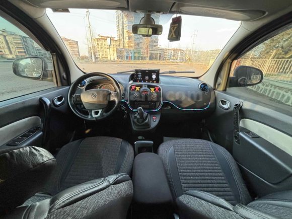 Sahibinden Renault Kangoo Multix 1.5 dCi Extreme 2015 Model 