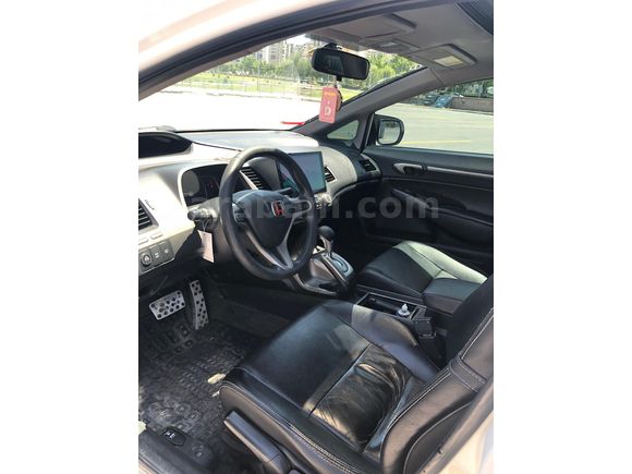 Sahibinden Honda Civic 1.6 Elegance 2011 Model  201.000 km Beyaz