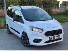 Sahibinden Ford Tourneo Courier 1.5 TDCi Titanium Plus 2022 Model 2023 model çıkışlı  76.000 km Beyaz