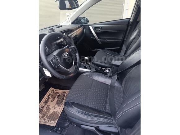 Sahibinden Toyota Corolla 1.4 D-4D Premium 2013 Model