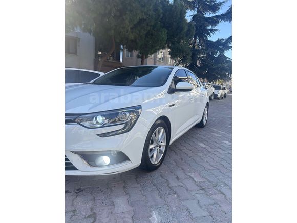 Sahibinden Renault Megane 1.5 Blue DCI Touch 2020 Model 