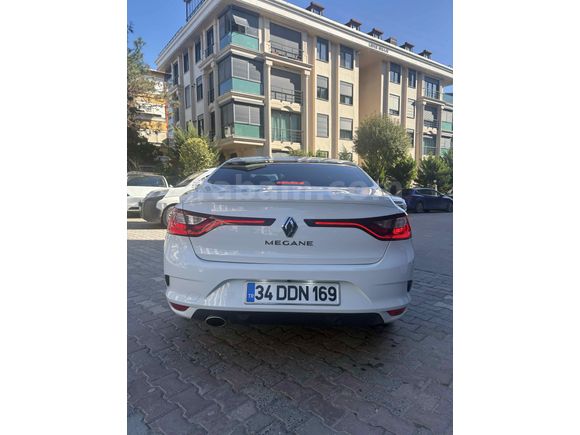 Sahibinden Renault Megane 1.5 Blue DCI Touch 2020 Model 