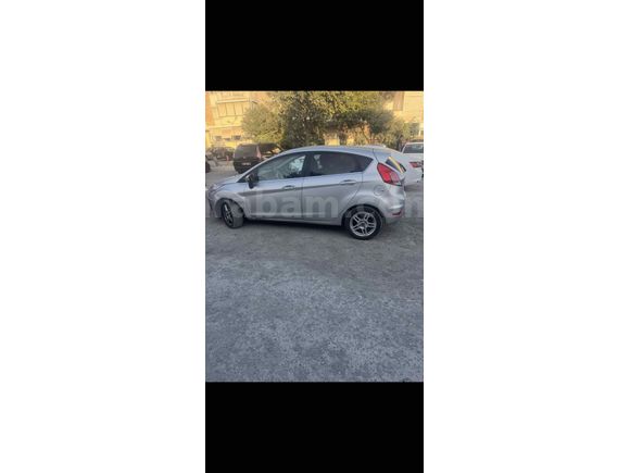 Sahibinden Ford Fiesta 1.6 Titanium 2013 Model 