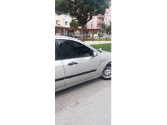 Sahibinden Ford Focus 1.6 Ghia 2001 Model