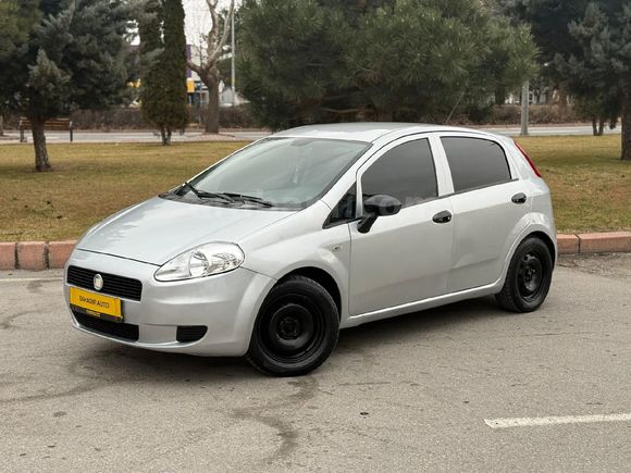 Sahibinden Fiat Punto EVO 1.3 Multijet Active 2011 Model  370.000 km Gri (metalik)