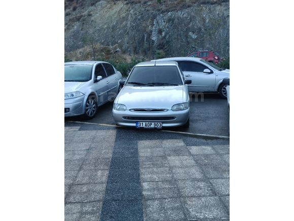 Sahibinden Ford Escort 1.6 CLX 1997 Model