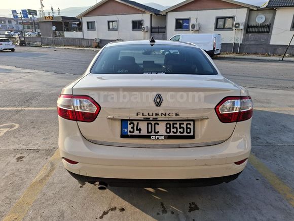 51000 km Fluence 1.6 Icon 2013 Model