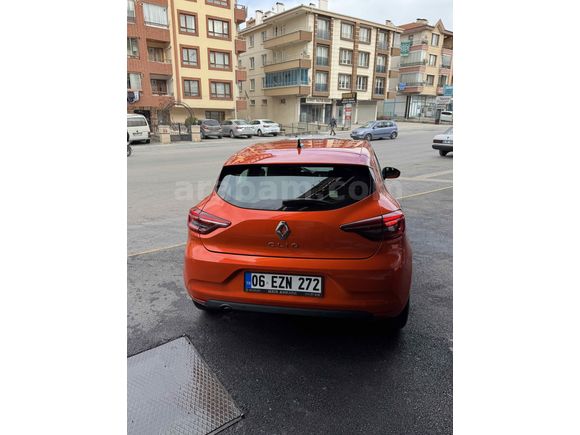 Sahibinden Renault Clio 1.0 TCe Touch 2023 Model 