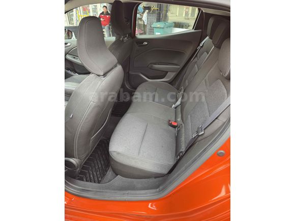 Sahibinden Renault Clio 1.0 TCe Touch 2023 Model 