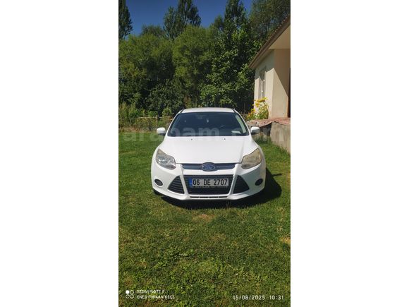 Sahibinden Ford Focus 1.6 TDCi Comfort 2012 Model  270.000 km Beyaz