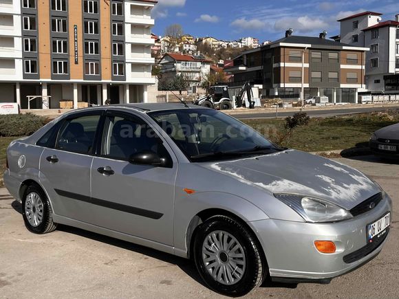 10 Yıllık Sahibinden Ford Focus 1.6 Ambiente 1999 Model 