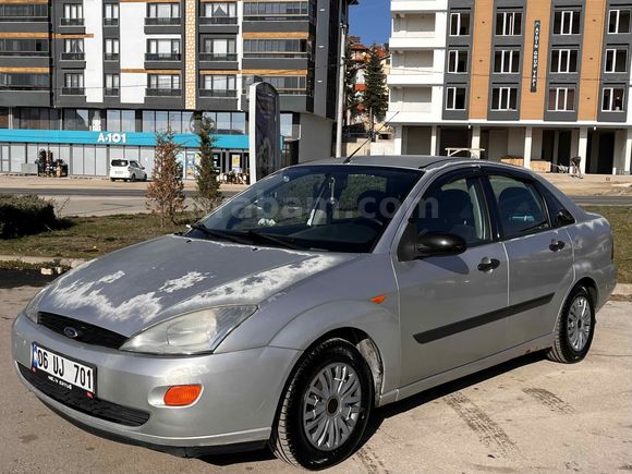 10 Yıllık Sahibinden Ford Focus 1.6 Ambiente 1999 Model 