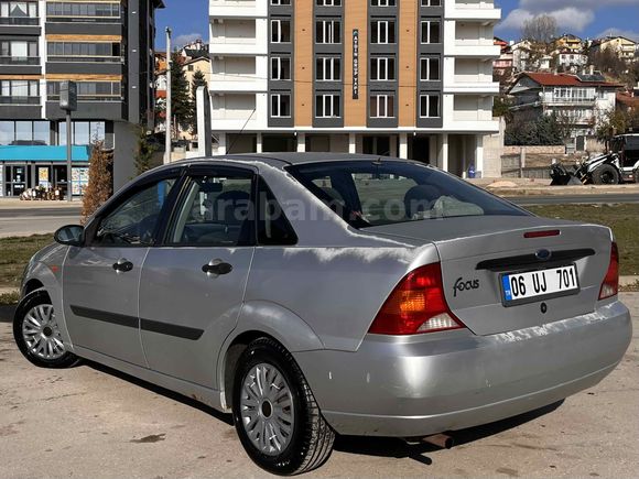 10 Yıllık Sahibinden Ford Focus 1.6 Ambiente 1999 Model 