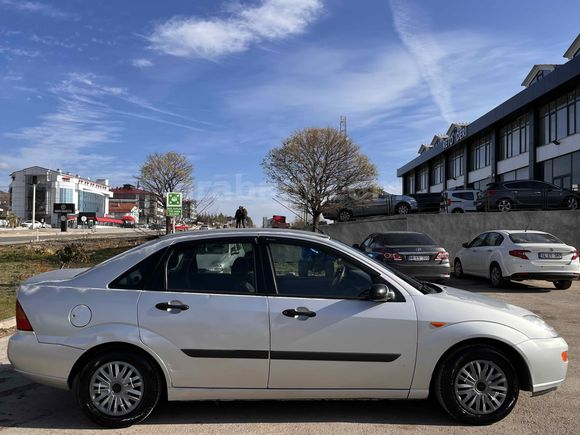 10 Yıllık Sahibinden Ford Focus 1.6 Ambiente 1999 Model 