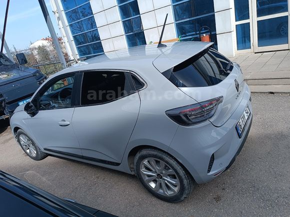 Sahibinden Renault Clio 1.0 TCe Evolution 2025 Model