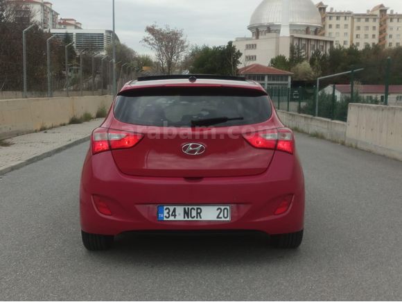 son fiyat gel al Sahibinden Hyundai i30 1.6 CRDi Elite 2013 Model